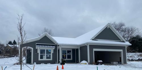 4712 Knapp Bluff Dr Ne, Grand Rapids, MI, 49525-4702 | Card Image