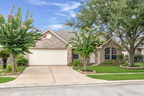 2708 Courtyard Ln, Pearland, TX, 77584-3001 | Card Image