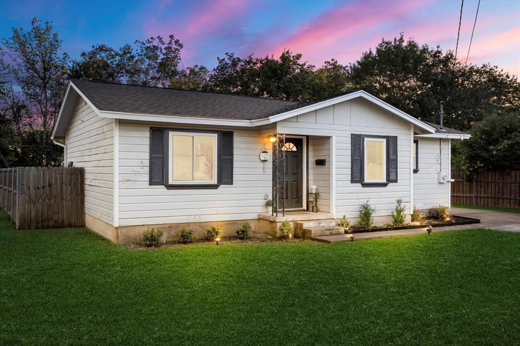 Criddle St, Waxahachie, TX 75165