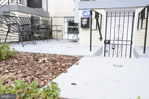 apt-a-716 Rock Creek Church Rd Nw, WASHINGTON, DC, 20010-1685 | Card Image