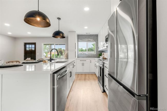 3061 S Glencoe St, House other with 3 bedrooms, 2 bathrooms and 5 parking in Denver CO | Image 11
