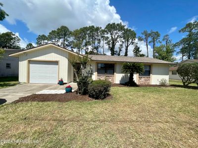 8 Winchester Place, House other with 3 bedrooms, 2 bathrooms and null parking in Palm Coast FL | Image 1