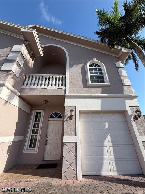 998-10996 Goodwin St, BONITA SPRINGS, FL, 34135-5856 | Card Image