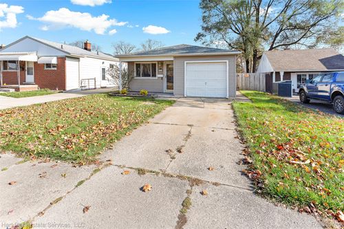 7235 Mortenview Dr, Taylor, MI, 48180-2510 | Card Image