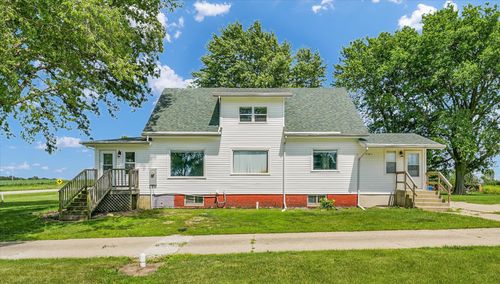 16886 State Route 9, Hoopeston, IL, 60942-6233 | Card Image