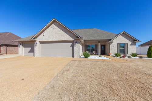 235 Strawberry Ridge Dr, Medina, TN, 38355-6966 | Card Image