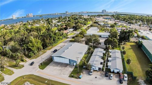 40 Willis Rd, NORTH FORT MYERS, FL, 33917-5304 | Card Image