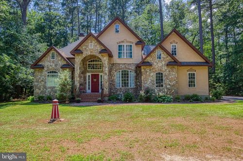 120 Twin Harbor Rd, Reedville, VA, 22539-3935 | Card Image