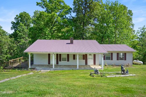 215 Hickory Circle, Greeneville, TN, 37743 | Card Image