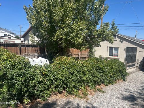 1650 A St, Sparks, NV, 89431-4864 | Card Image