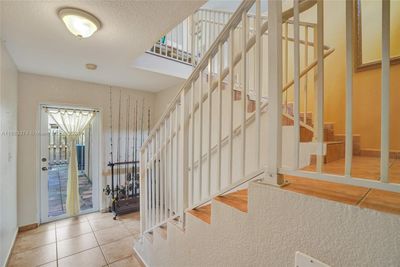 202 - 17326 Nw 74th Ave, Condo with 2 bedrooms, 2 bathrooms and null parking in Hialeah FL | Image 2