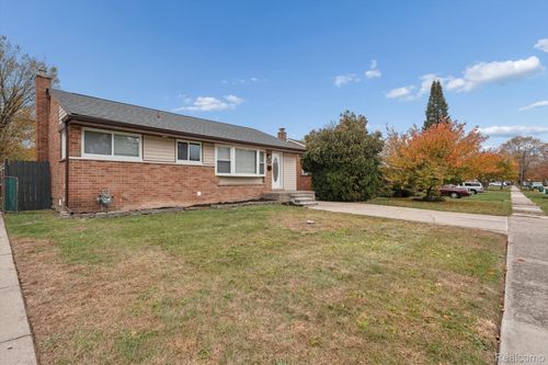 28501 Leona St, Garden City, MI, 48135-2794 | Card Image