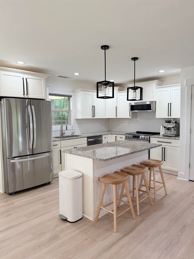 Open Kitchen with Granite | Image 9