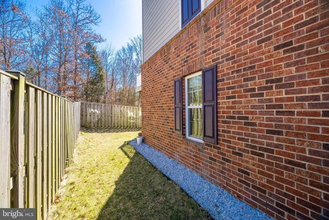 22862 Chestnut Oak Ter, Townhouse with 3 bedrooms, 4 bathrooms and null parking in STERLING VA | Image 44