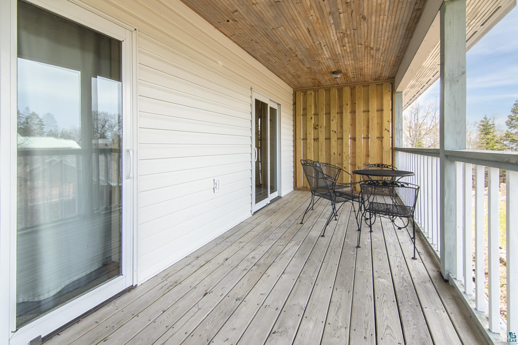 Commercial Sale in La Pointe