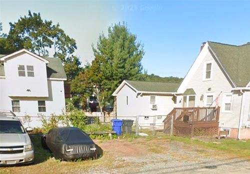 38 River St, West Warwick, RI, 02893-1119 | Card Image