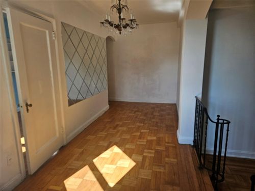 apt-3h-7215 37th Ave, Jackson Heights, NY, 11372-6201 | Card Image