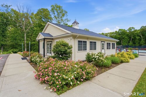 14 Iron St, Ledyard, CT, 06339-1516 | Card Image