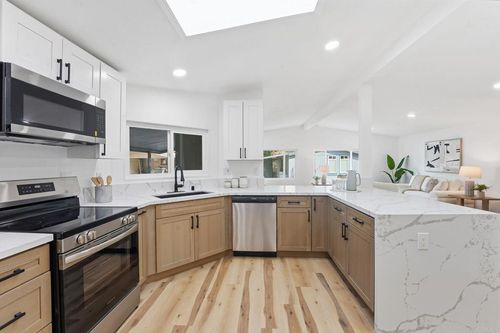 spc-446-8975 Lawrence Welk Dr, Escondido, CA, 92026-6424 | Card Image