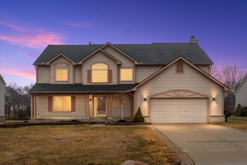24403 Elmhurst Ave, Farmington Hills, MI, 48336-1929 | Card Image