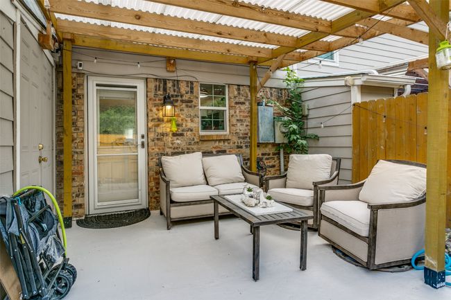 174 Merlin Way, Townhouse with 2 bedrooms, 2 bathrooms and null parking in Euless TX | Image 12