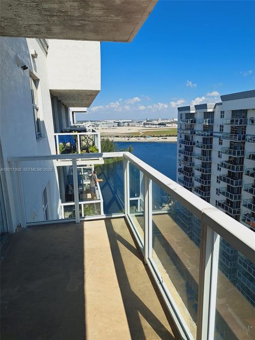 ts10-5085 Nw 7th St, Miami, FL, 33126-3460 | Card Image