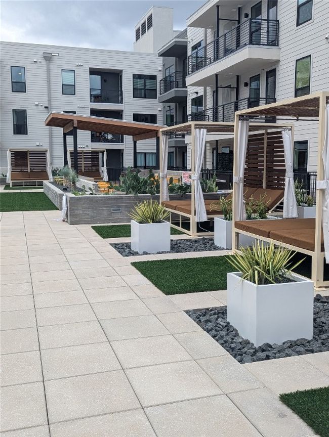 Community pool | Image 17