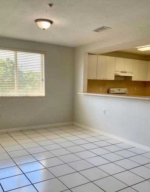 apt-304-1627 Nw 18th St, Miami, FL, 33125-2405 | Card Image