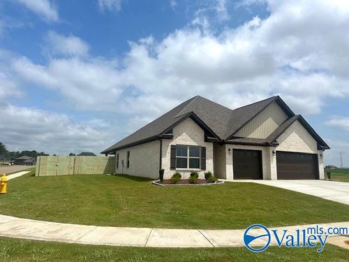 301 Plant View Dr, Meridianville, AL, 35759-2715 | Card Image