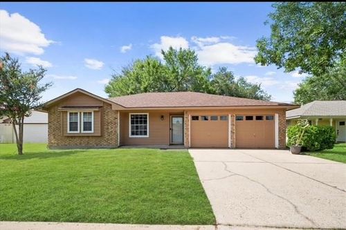 5915 Ray Dr, Pasadena, TX, 77505-3221 | Card Image