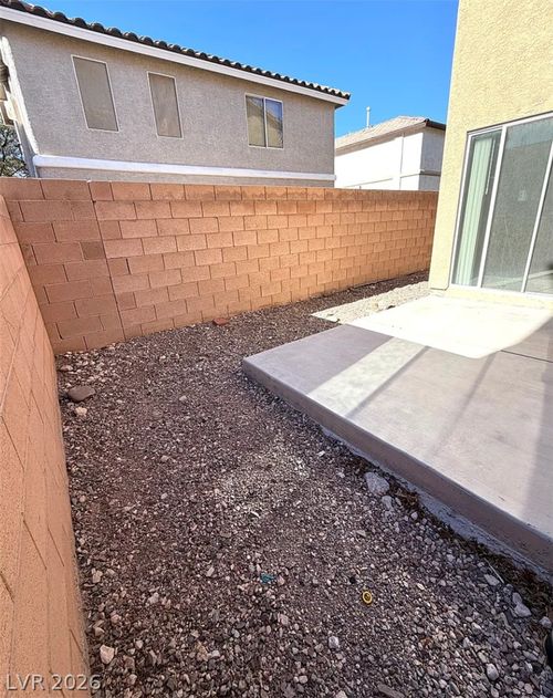 92 Peachtree Hill Ave, Las Vegas, NV, 89183-5675 | Card Image
