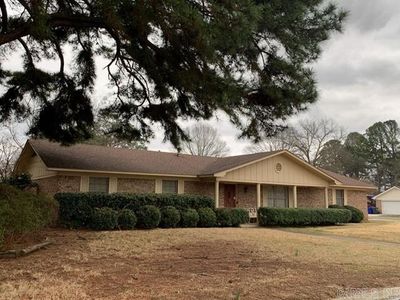 8 Shady Lane, House other with 3 bedrooms, 2 bathrooms and null parking in Conway AR | Image 1