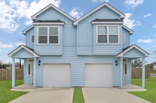 1000 E Fannin St, Luling, TX, 78648-2276 | Card Image