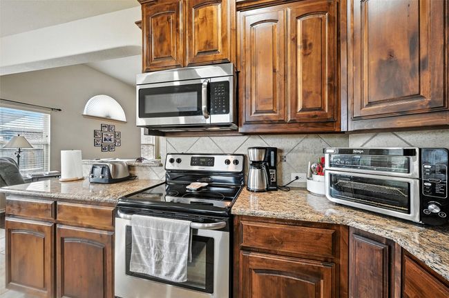 452 Delgany Trl, House other with 3 bedrooms, 2 bathrooms and null parking in Haslet TX | Image 11