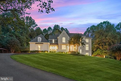 1404 Wynhurst Ln, VIENNA, VA, 22182-1549 | Card Image