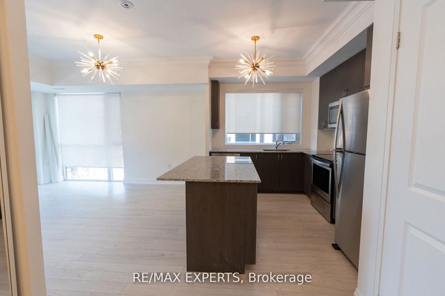 703 - 5299 Highway 7 Road, Condo with 2 bedrooms, 3 bathrooms and 1 parking in Vaughan ON | Image 6