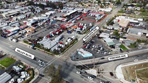 15082 Valley Blvd, Fontana, CA, 92335-6257 | Card Image