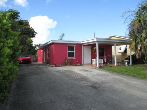 626 Minnesota St, Lantana, FL, 33462-2765 | Card Image