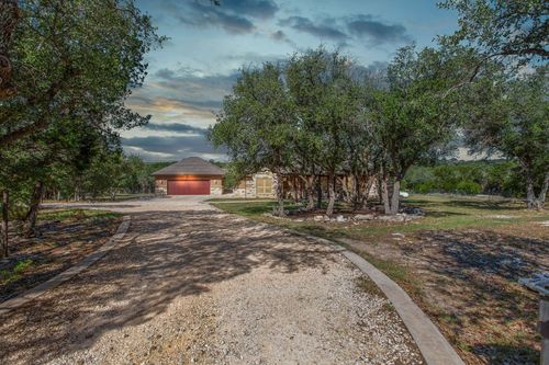 2881 Cedar Hollow Rd, Georgetown, TX, 78628-7007 | Card Image