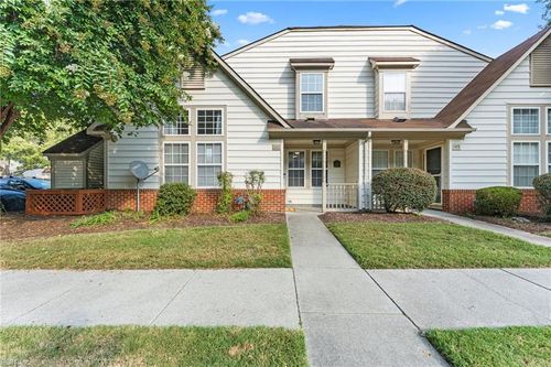 141 Post Oak Rd, Yorktown, VA, 23693-4940 | Card Image