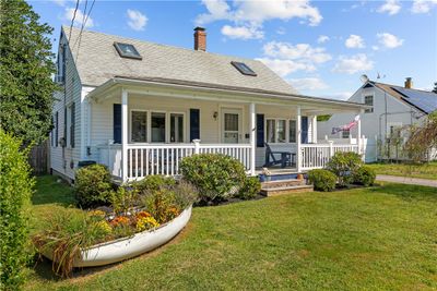 23 King Road, House other with 3 bedrooms, 2 bathrooms and 5 parking in Middletown RI | Image 1