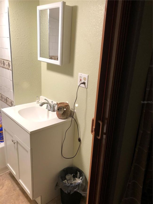 APT-1 - 507 W Baker St, Home with 2 bedrooms, 1 bathrooms and null parking in PLANT CITY FL | Image 9