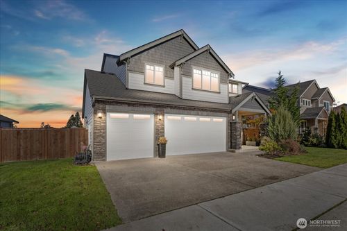 3359 Terry Ln, Enumclaw, WA, 98022-4057 | Card Image