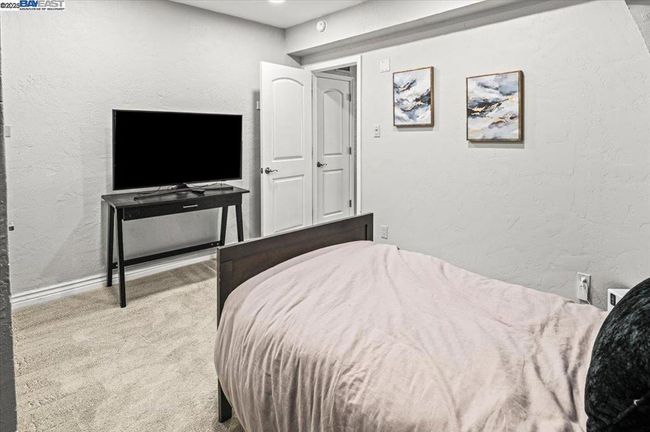 17860 Almond Rd, House other with 5 bedrooms, 4 bathrooms and 4 parking in Castro Valley CA | Image 42