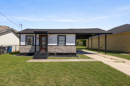 7923 S Nassau Cir, Dallas, TX, 75217-6749 | Card Image