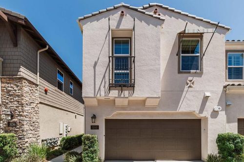 3240 Crecida Way, Carlsbad, CA, 92010-5663 | Card Image