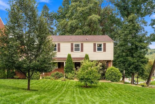550 Clair Dr, Upper St. Clair, PA, 15241 | Card Image
