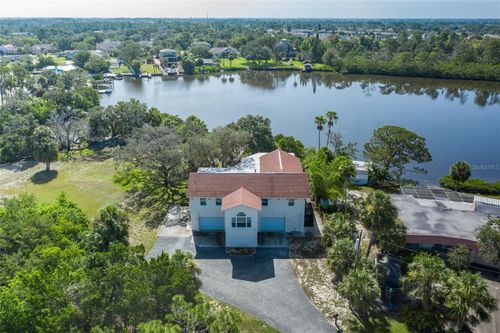 2020 Cove Ct, HOLIDAY, FL, 34691-9721 | Card Image