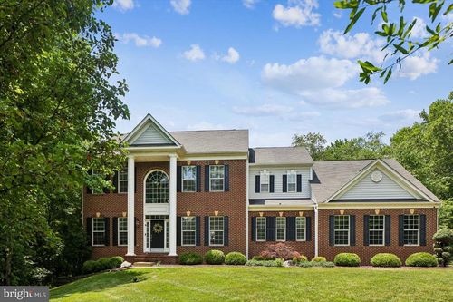 2715 Pumpkin St, Clinton, MD, 20735-1057 | Card Image