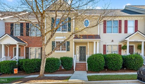204 Madison Grove Pl, Cary, NC, 27519-8160 | Card Image
